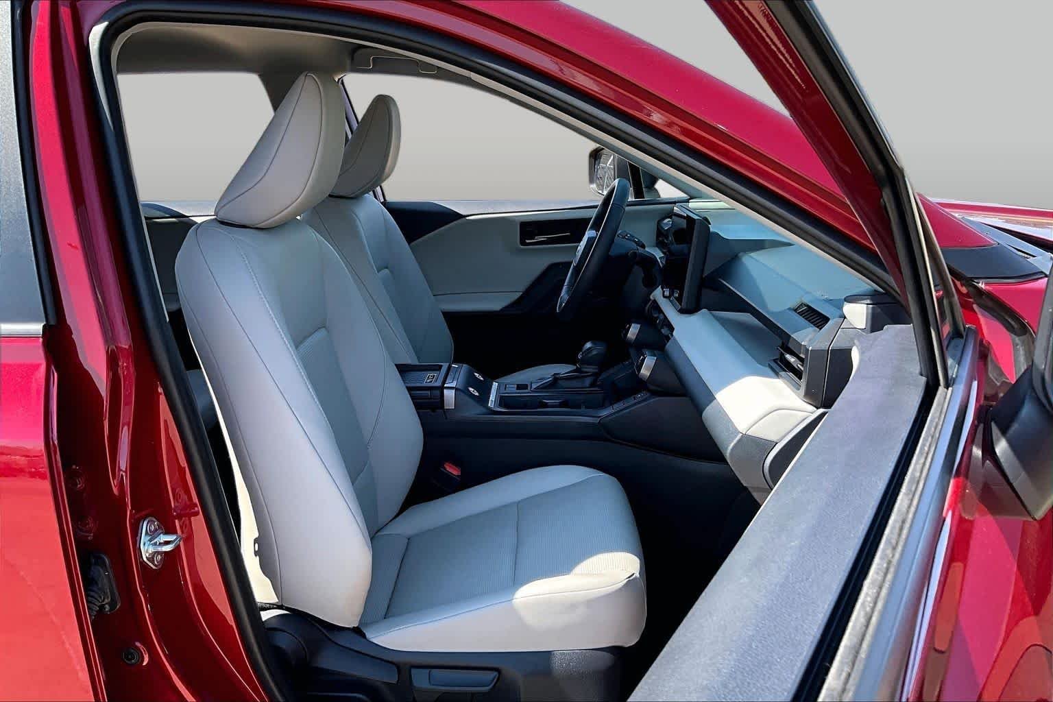 Used 2026 Ruby Flare Pearl Toyota XLE Premium image 9
