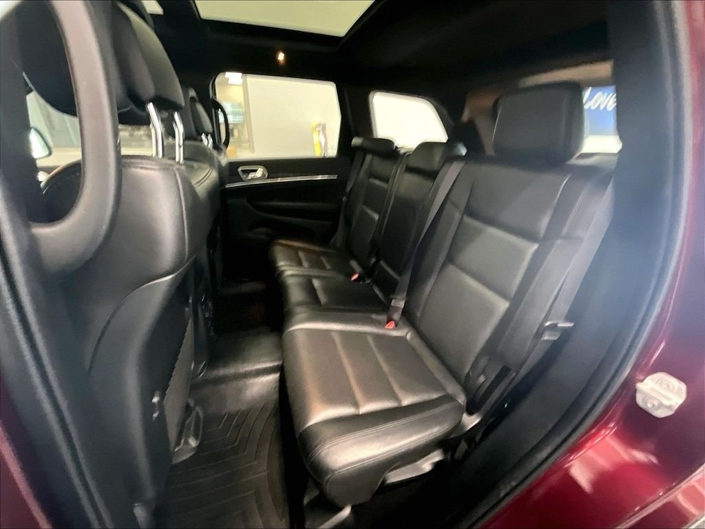 Used 2020 Velvet Red Pearlcoat Jeep Limited image 15