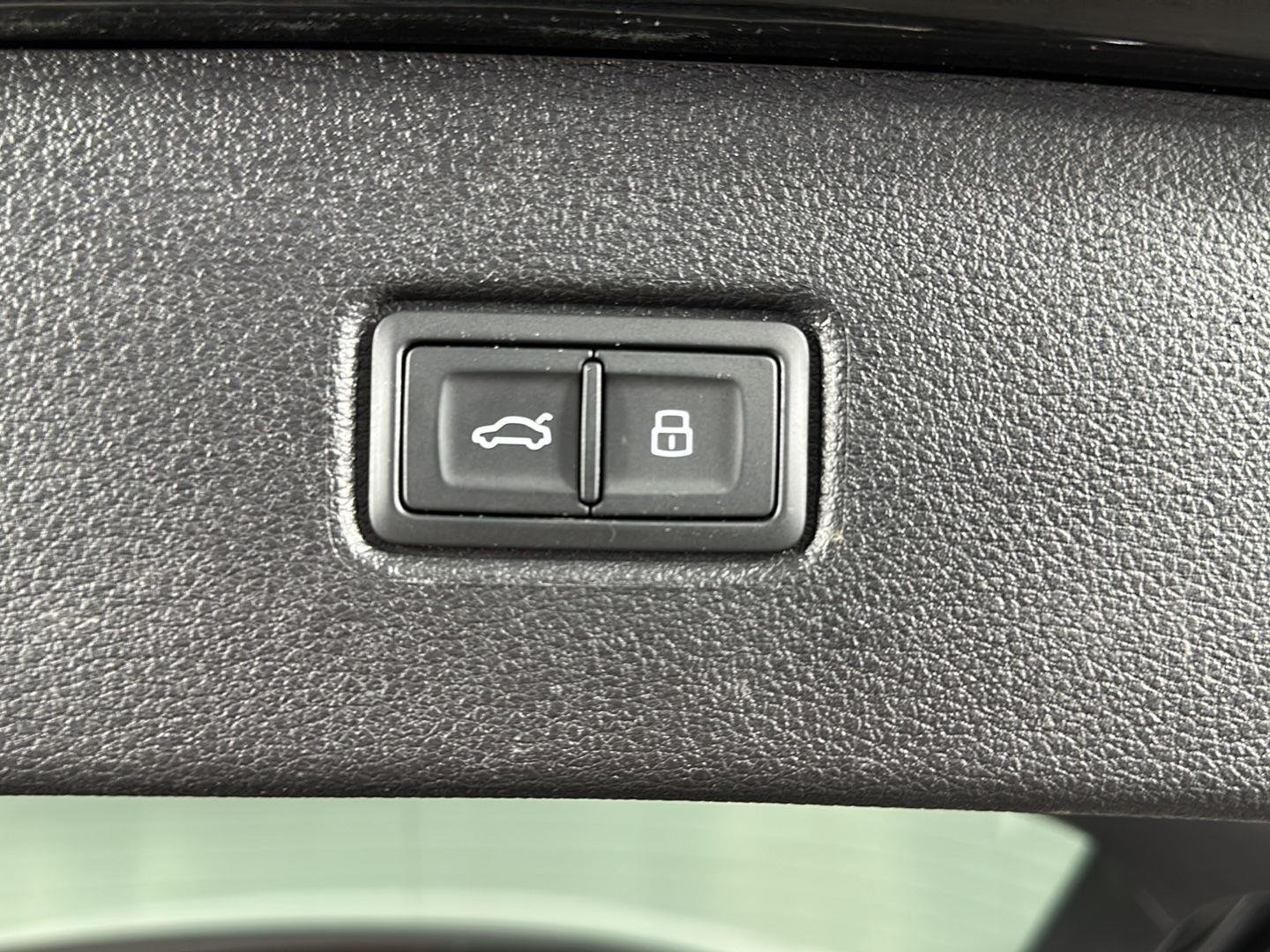 Used 2023 Mythos Black Metallic Audi Premium image 11