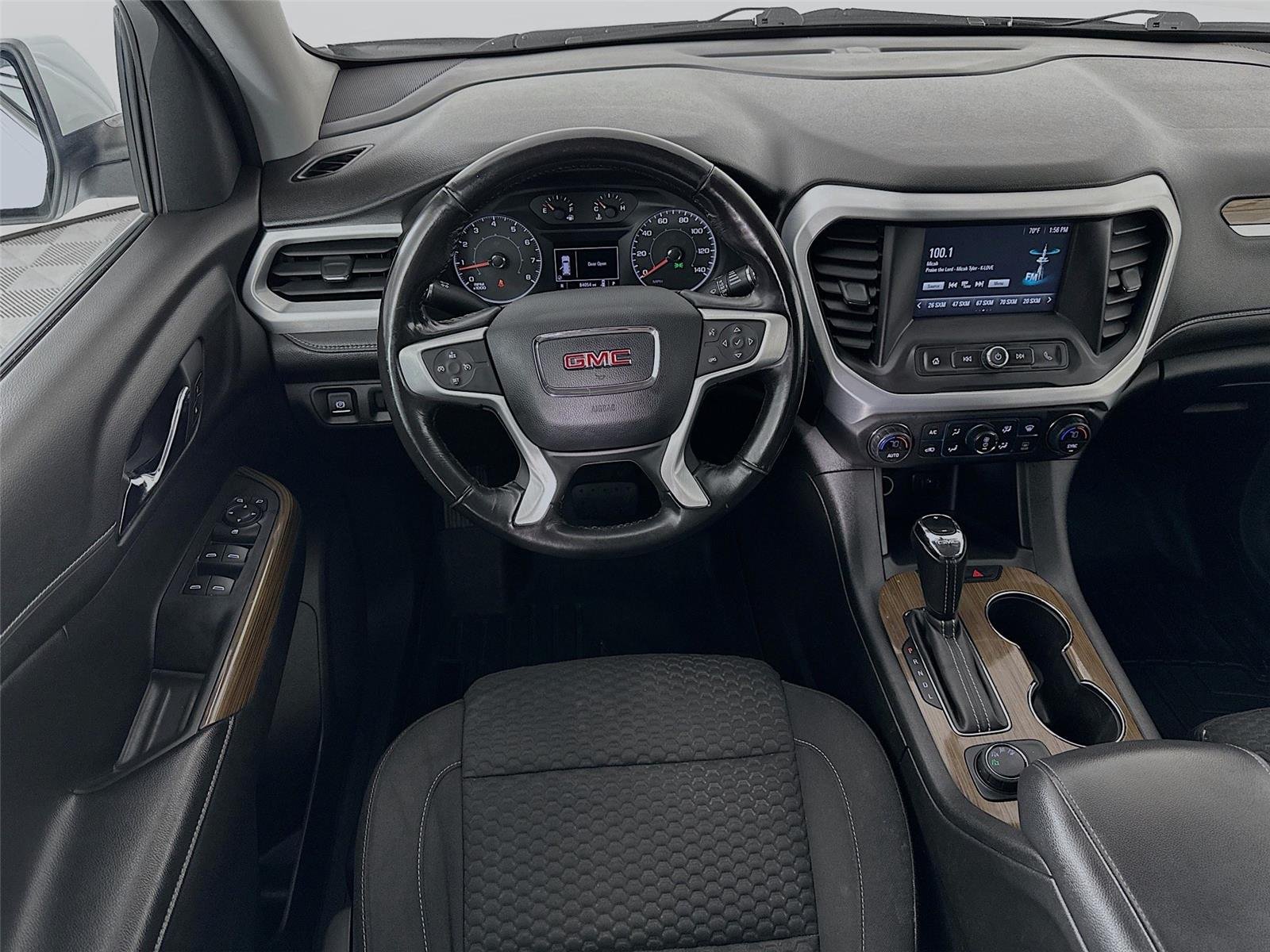 Used 2019 GMC Acadia SLE-1 with VIN 1GKKNRLS1KZ134045 for sale in Winona, Minnesota