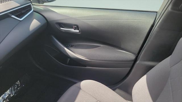 Certified Used 2020 CLASSIC SILVER MET Toyota  image 13