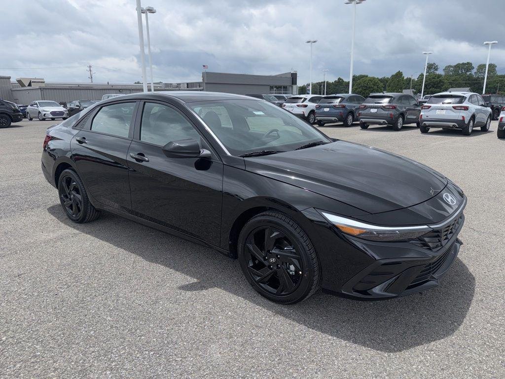 2026 Hyundai Elantra 2.0 SEL Sport IVT's photo