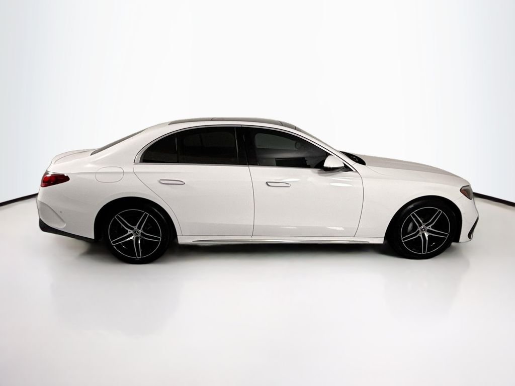Certified Used 2026  Mercedes-Benz E 350 image 4