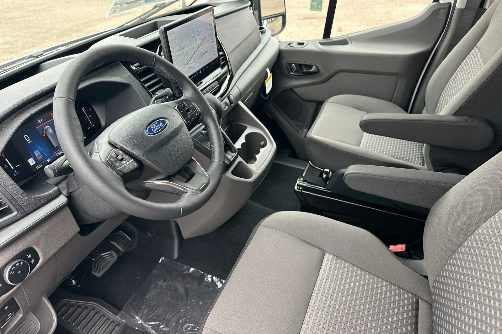 New 2026 Oxford White Ford Passenger Van XLT image 6