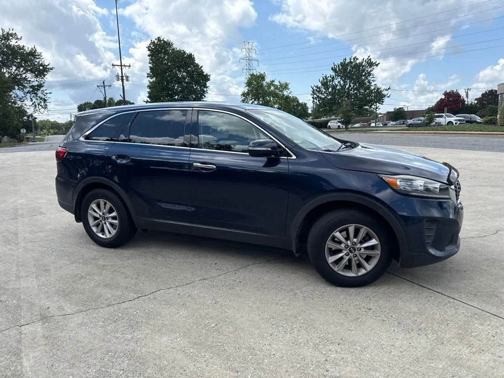 Used 2019 Blue Kia LX image 10