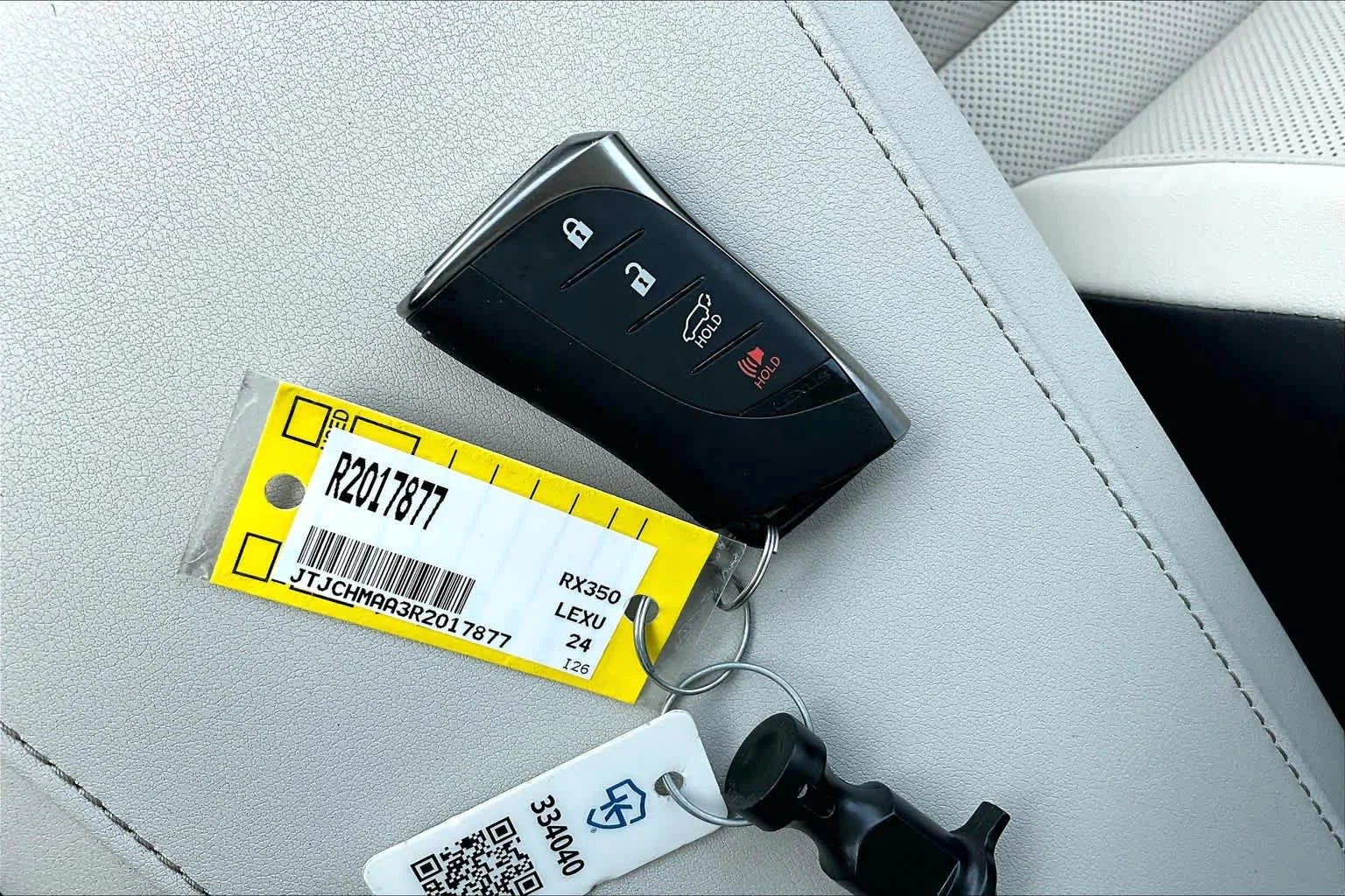 Used 2024 Iridium Lexus Premium image 15