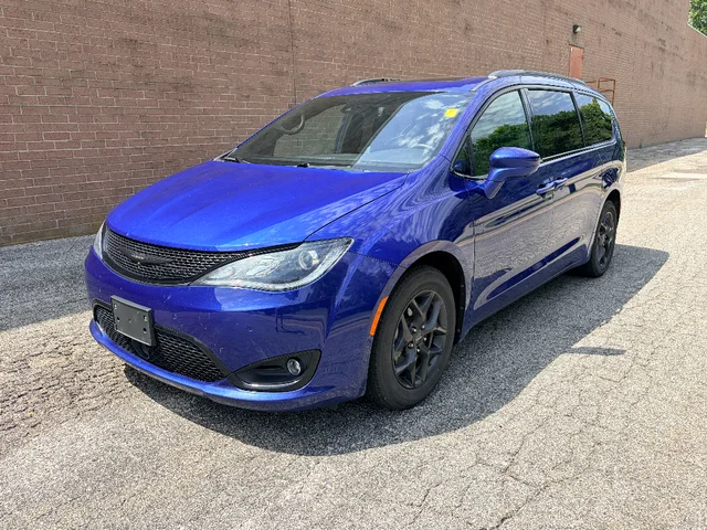 2020 Chrysler Pacifica Touring L Plus 35th Anniversary
