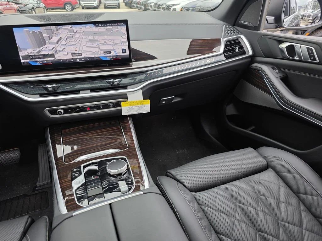 Used 2026 Black BMW sDrive40i image 9