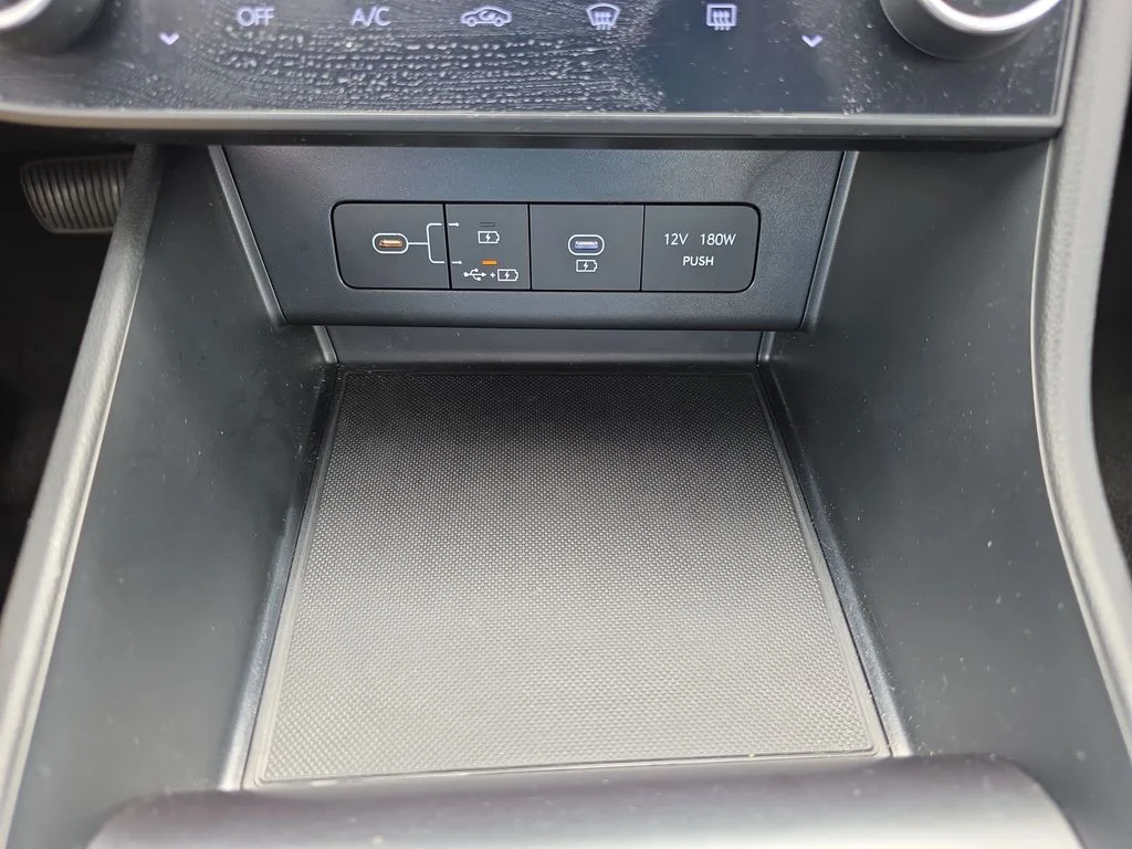 Used 2024 Onyx Black Hyundai SEL image 26