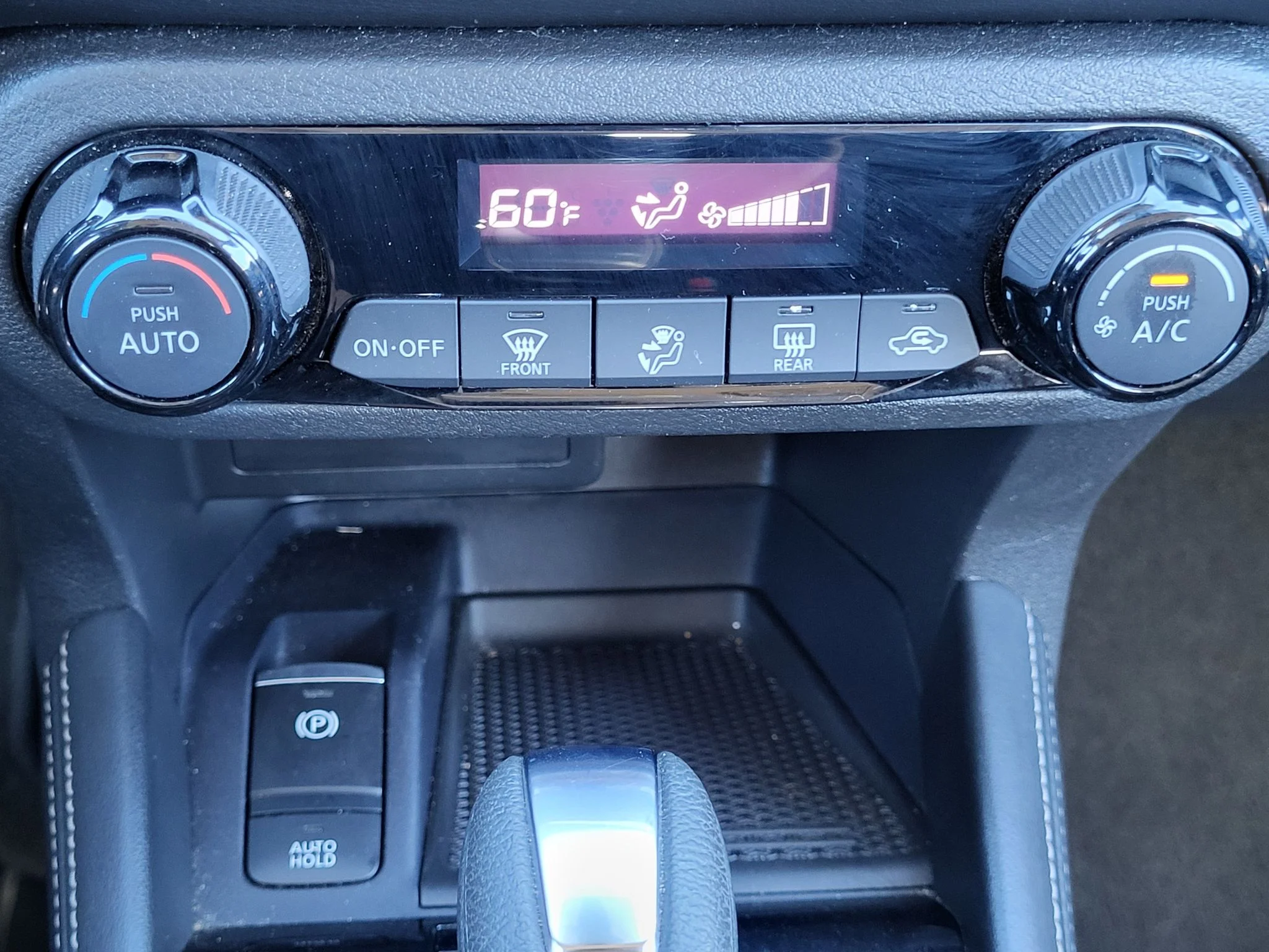 Used 2024 Boulder Gray Pearl Nissan SR image 21