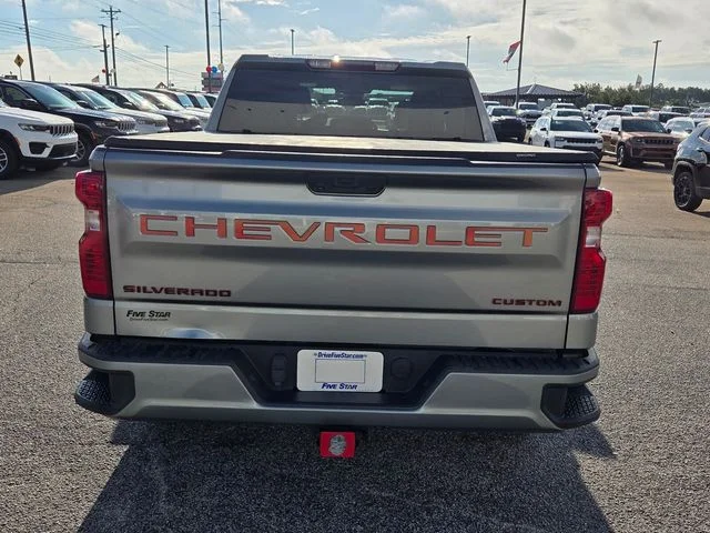 Used 2023 Gray Chevrolet Custom image 11