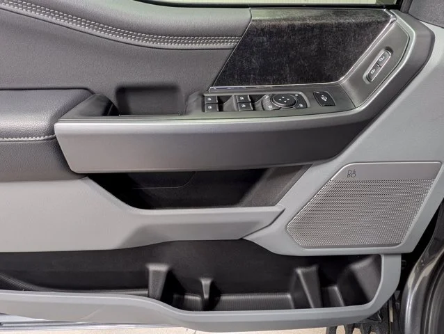 New 2027 Carbonized Gray Metallic Ford F-250® XLT image 51