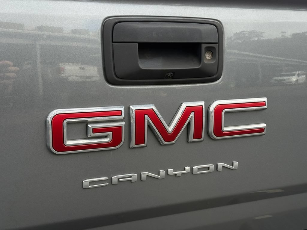Used 2022 SATIN STEEL METALLIC GMC 4WD Elevation image 7