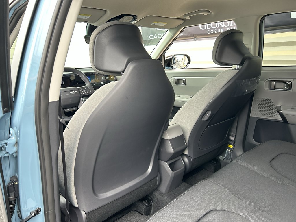 New 2027 Frost Blue / Black Roof Kia S image 12