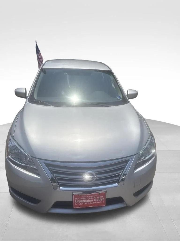 Used 2015 Silver Nissan S image 13