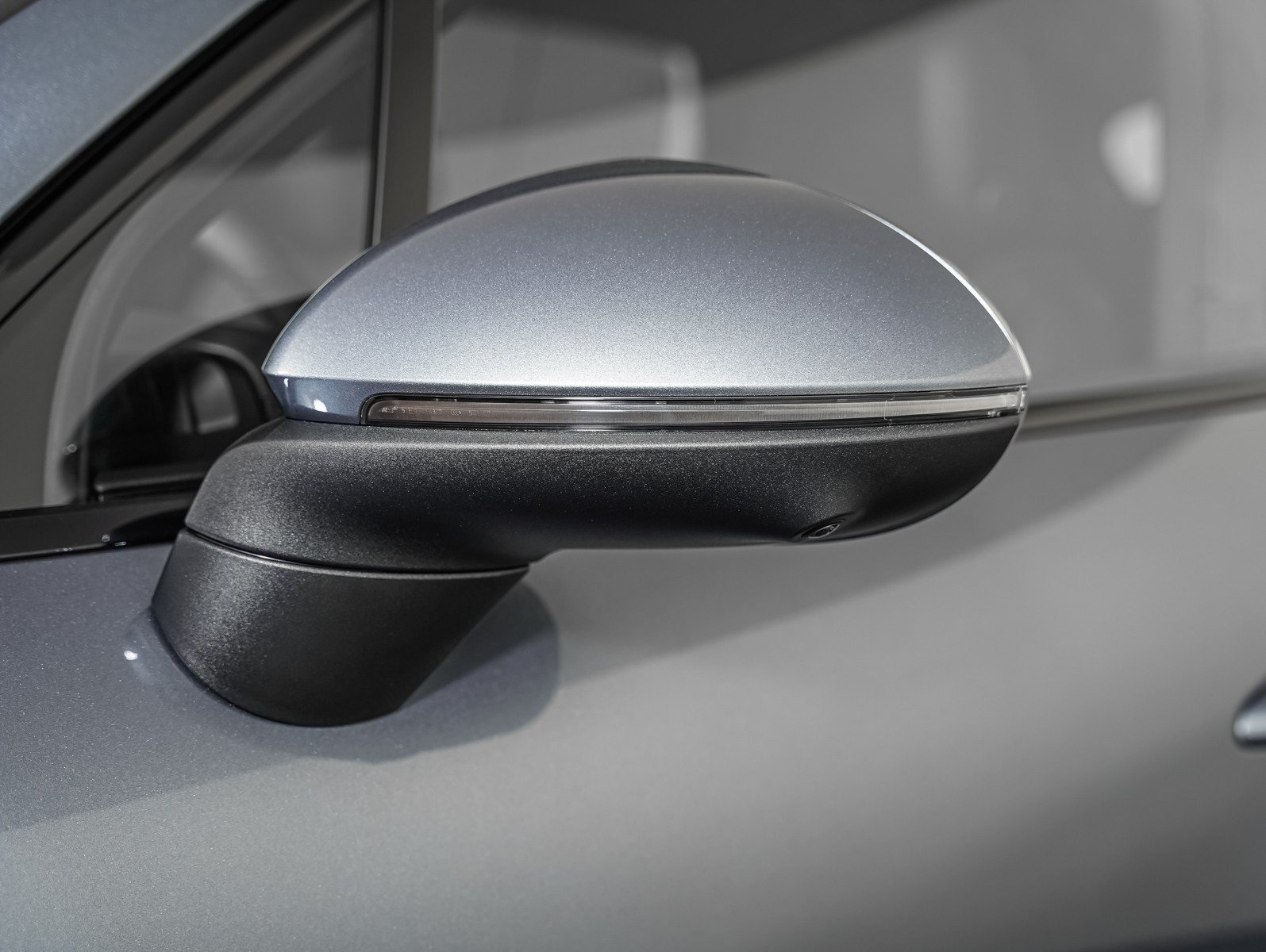 New 2026 VANADIUM GREY Porsche  image 28