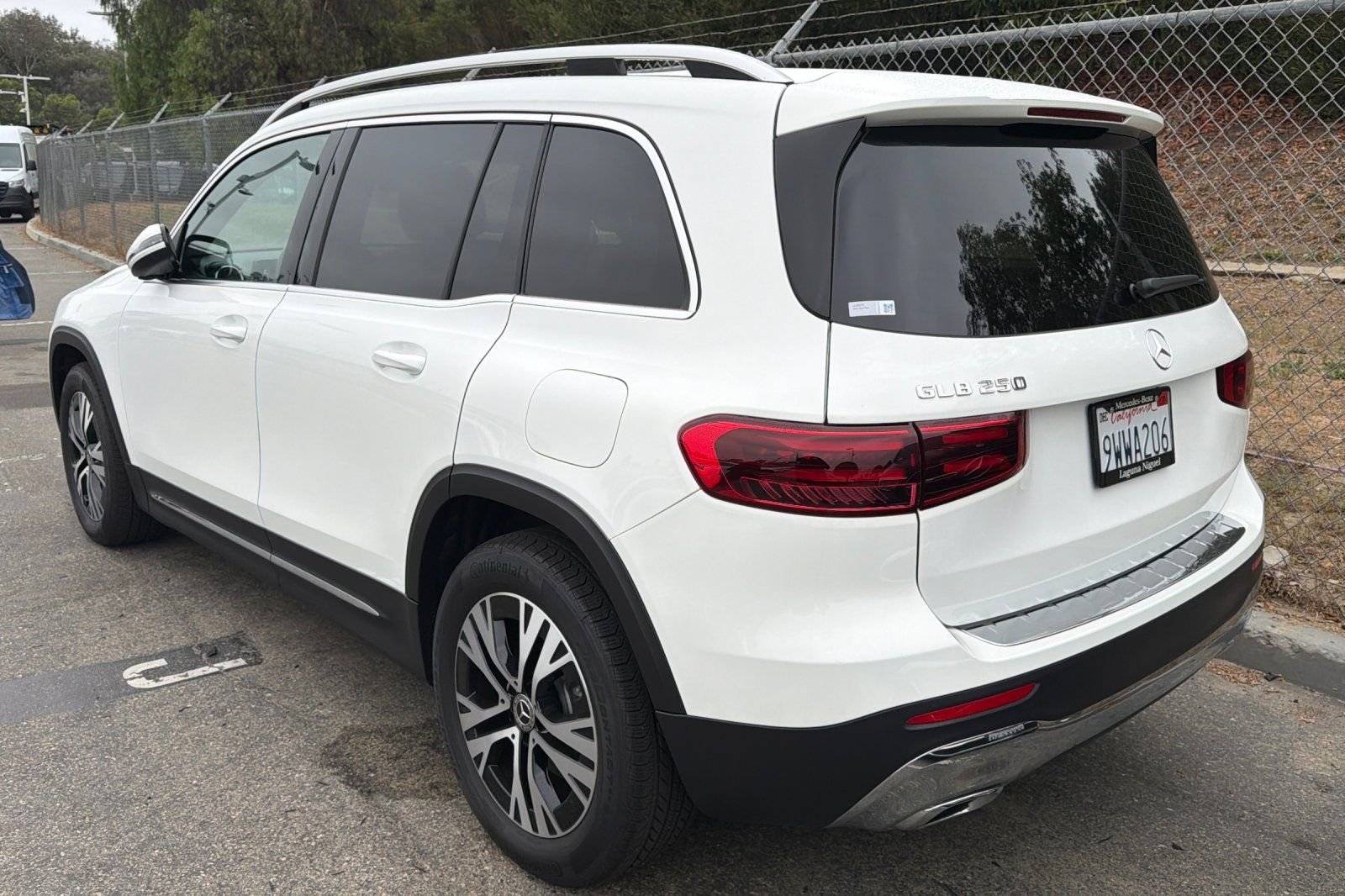Used 2026 White Mercedes-Benz GLB 250 image 10