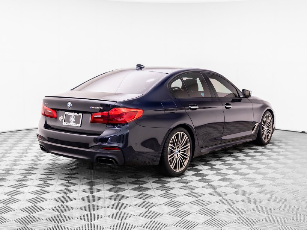 Used 2018 Carbon Black Metallic BMW M550i xDrive image 7