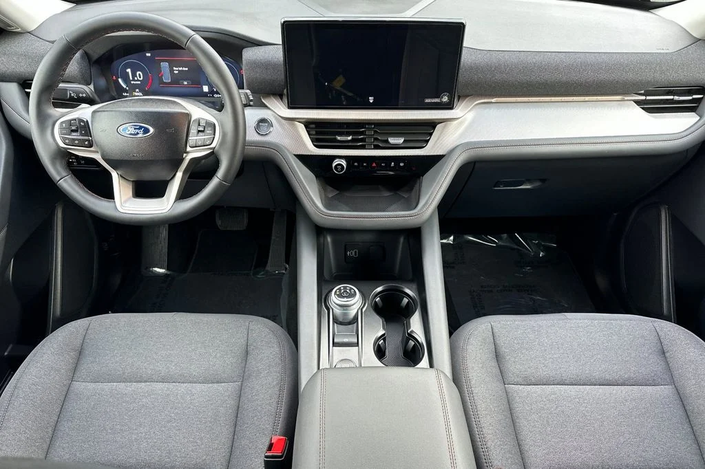 New 2026 Vapor Blue Ford Active image 13
