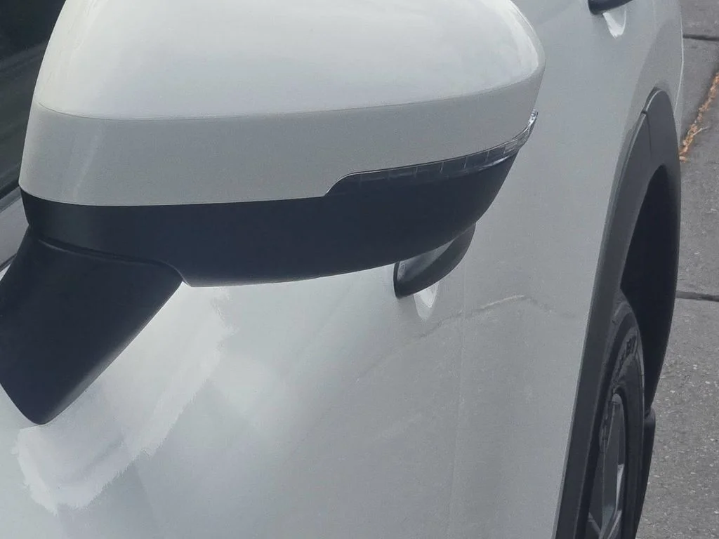 Used 2023 White Nissan S image 23