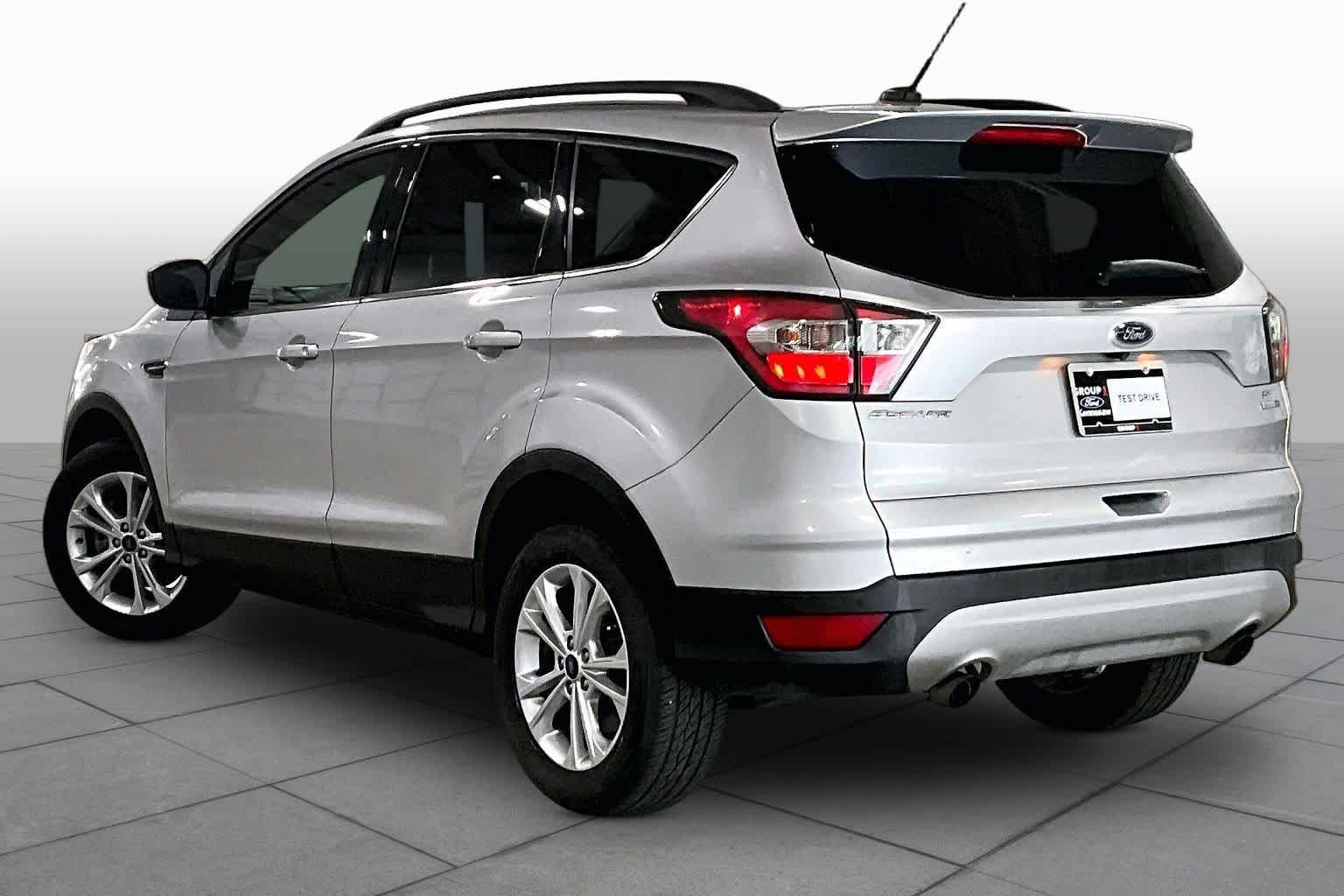 Used 2017 Ingot Silver Metallic Ford SE image 12