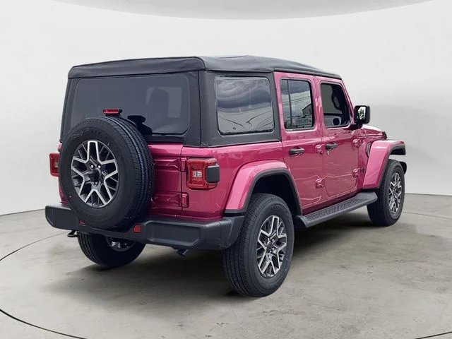 New 2026 Tuscadero Pearlcoat Jeep 4-DOOR SAHARA image 6