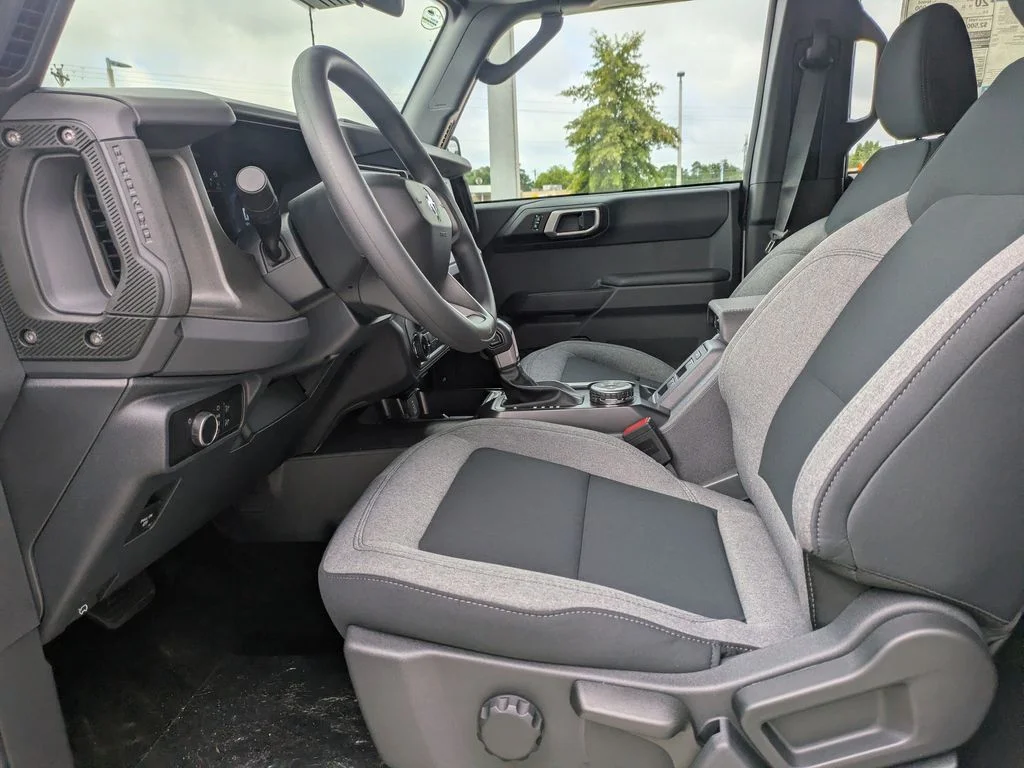 New 2026 Avalanche Gray Ford Base image 19