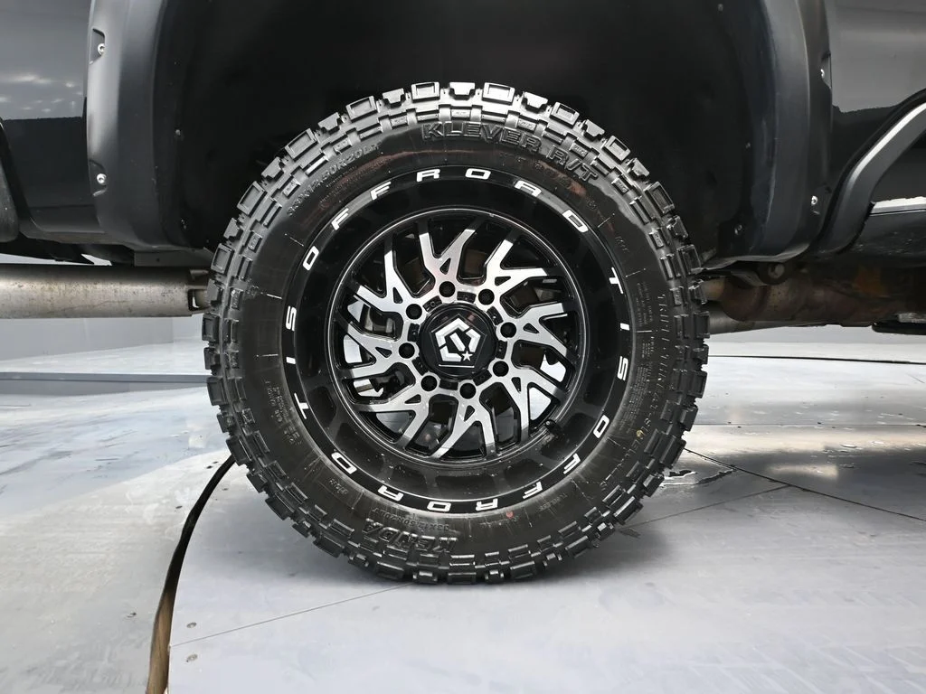 2024 Chevrolet Silverado 3500HD High Country - Photo 17