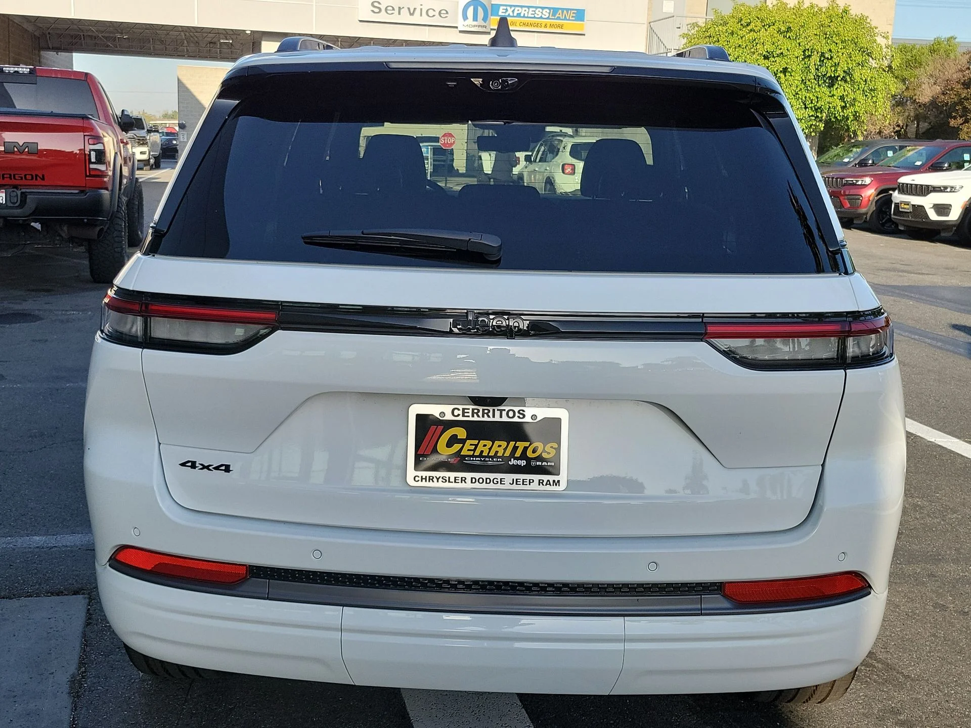 New 2026 White Jeep Limited Reserve image 17