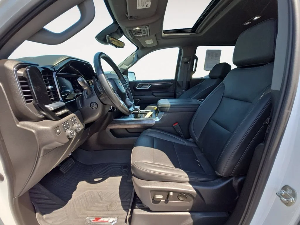 Used 2023 Summit White Chevrolet LTZ image 11