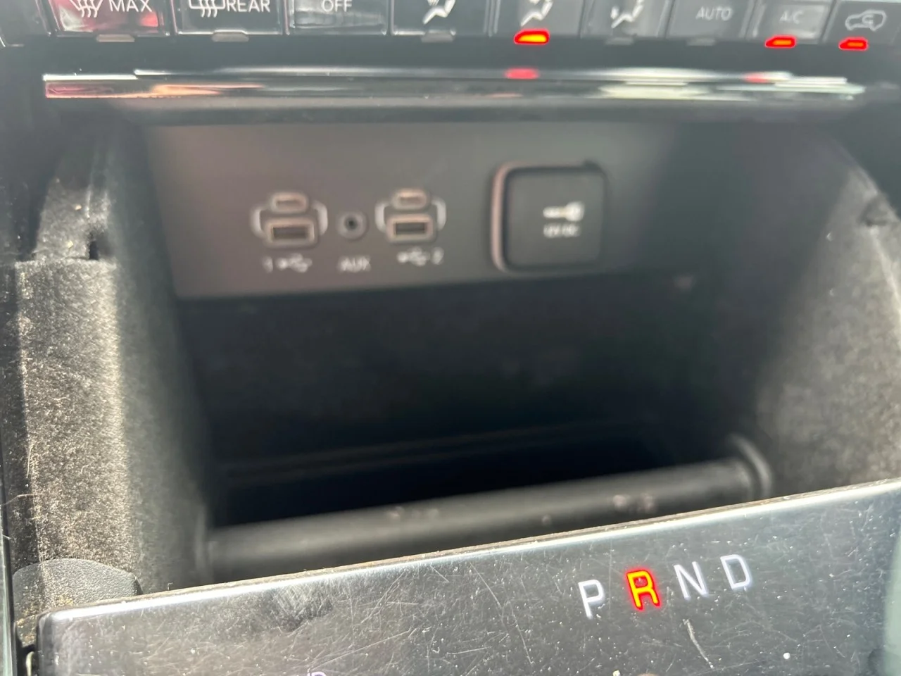 Used 2021  Jeep Limited image 14