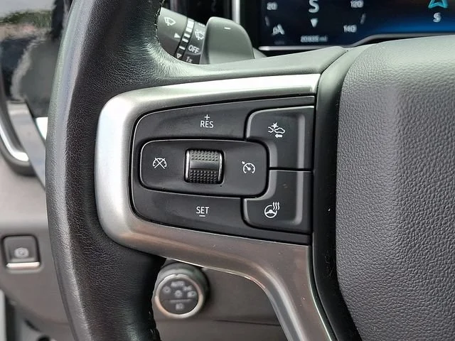 Used 2022 SUMMIT WHITE Chevrolet LTZ image 21