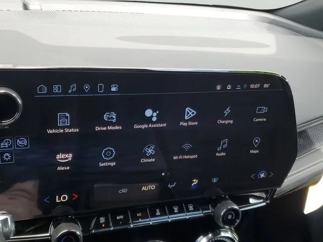 New 2025 Black Chevrolet LT image 25