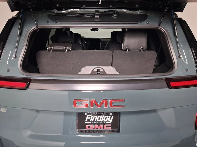 2026 GMC Yukon AT4 Ultimate - Photo 15
