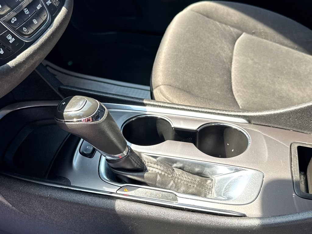 Used 2019 Silver Chevrolet LT image 24