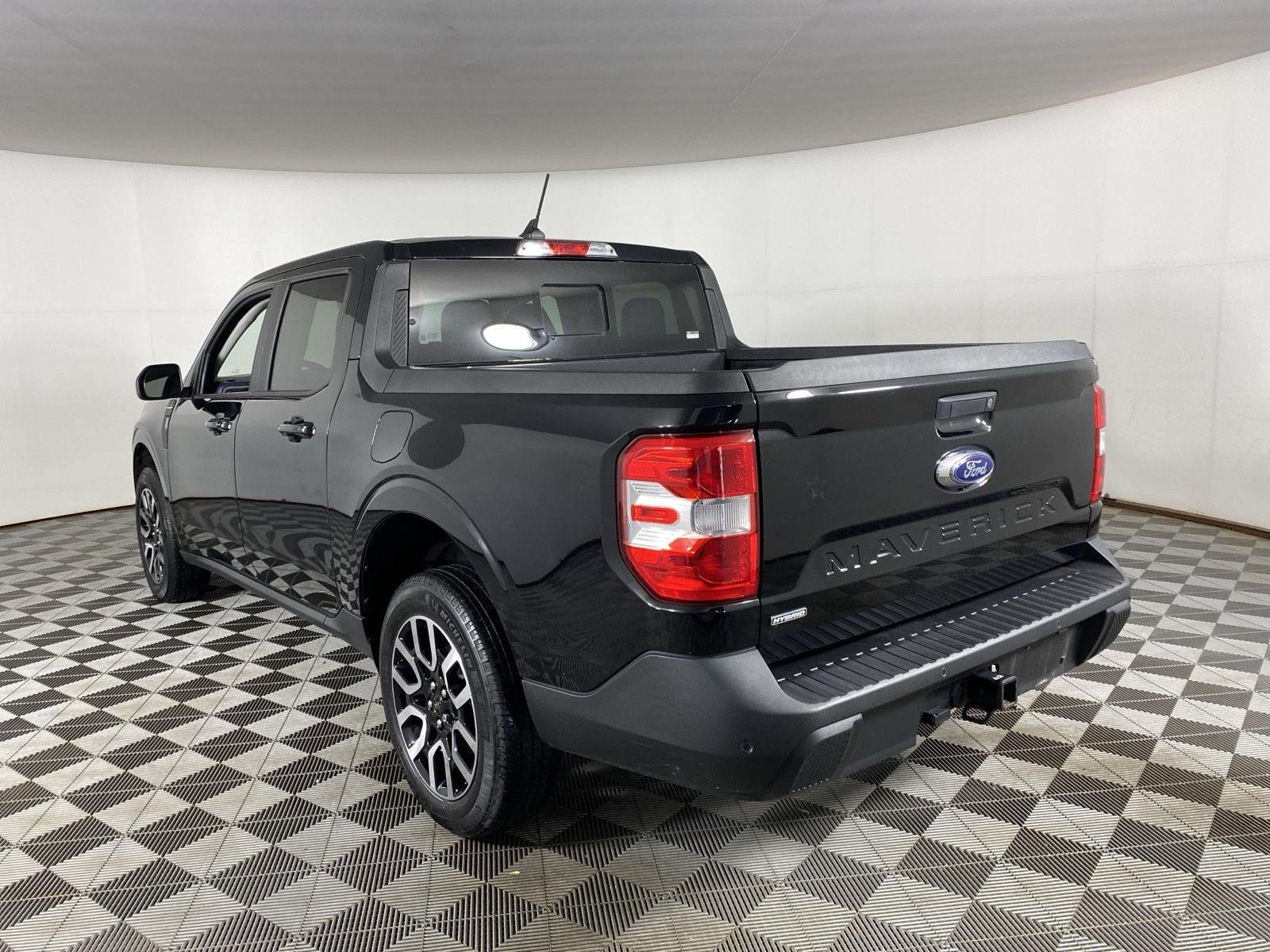 Used 2024 Shadow Black Ford LARIAT image 6