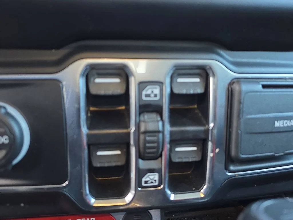 2022 Jeep Gladiator Rubicon - Photo 30