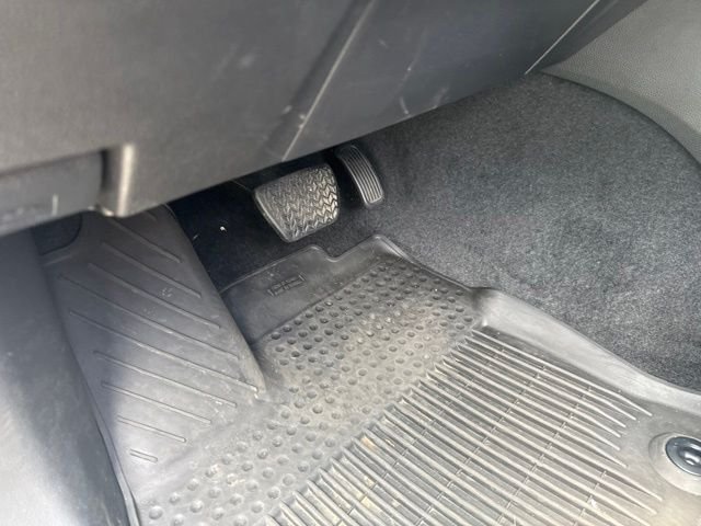Used 2025 White Toyota SR5 image 27