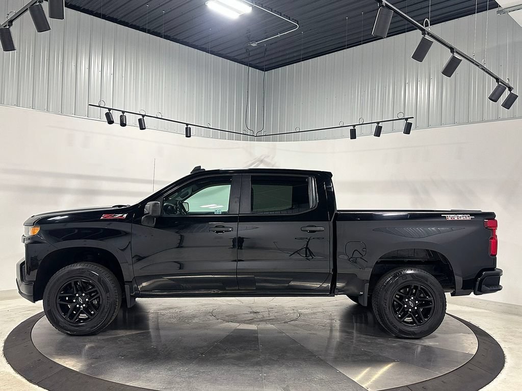 Used 2020 BLACK Chevrolet Custom Trail Boss image 15