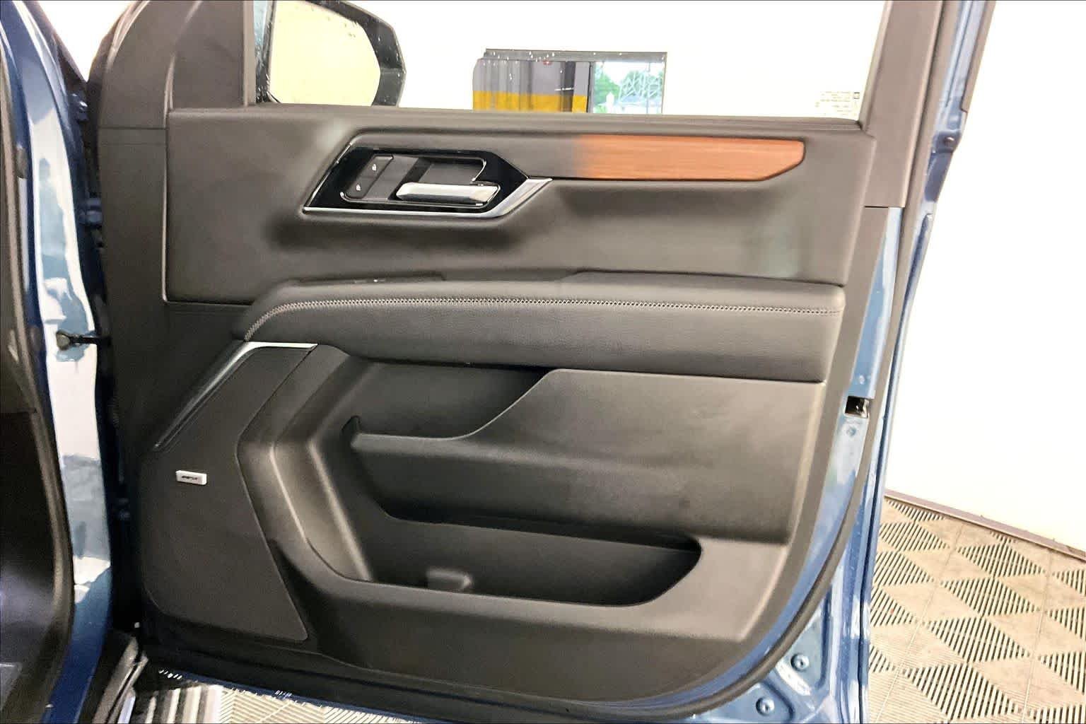 2026 GMC Yukon Denali - Photo 22