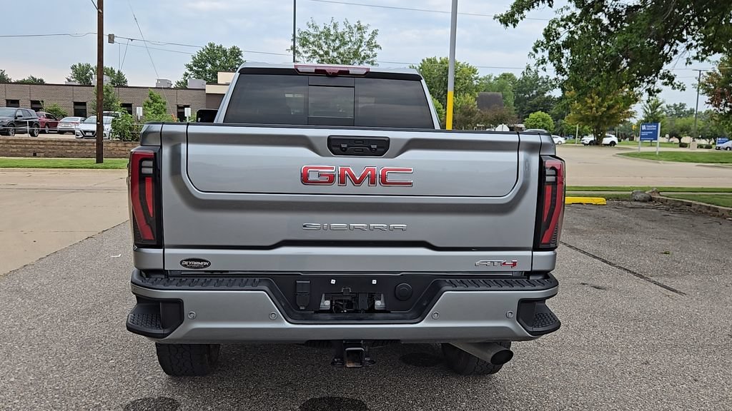 Used 2025 Sterling Metallic GMC AT4 image 23