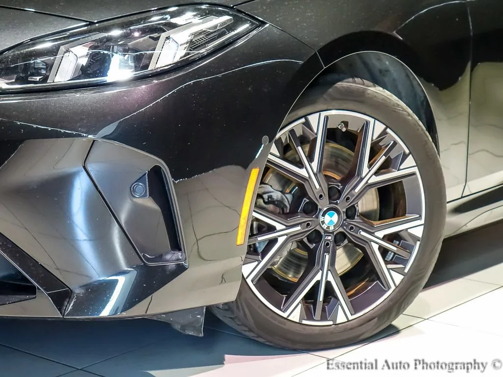 Used 2025 Black BMW xDrive image 5