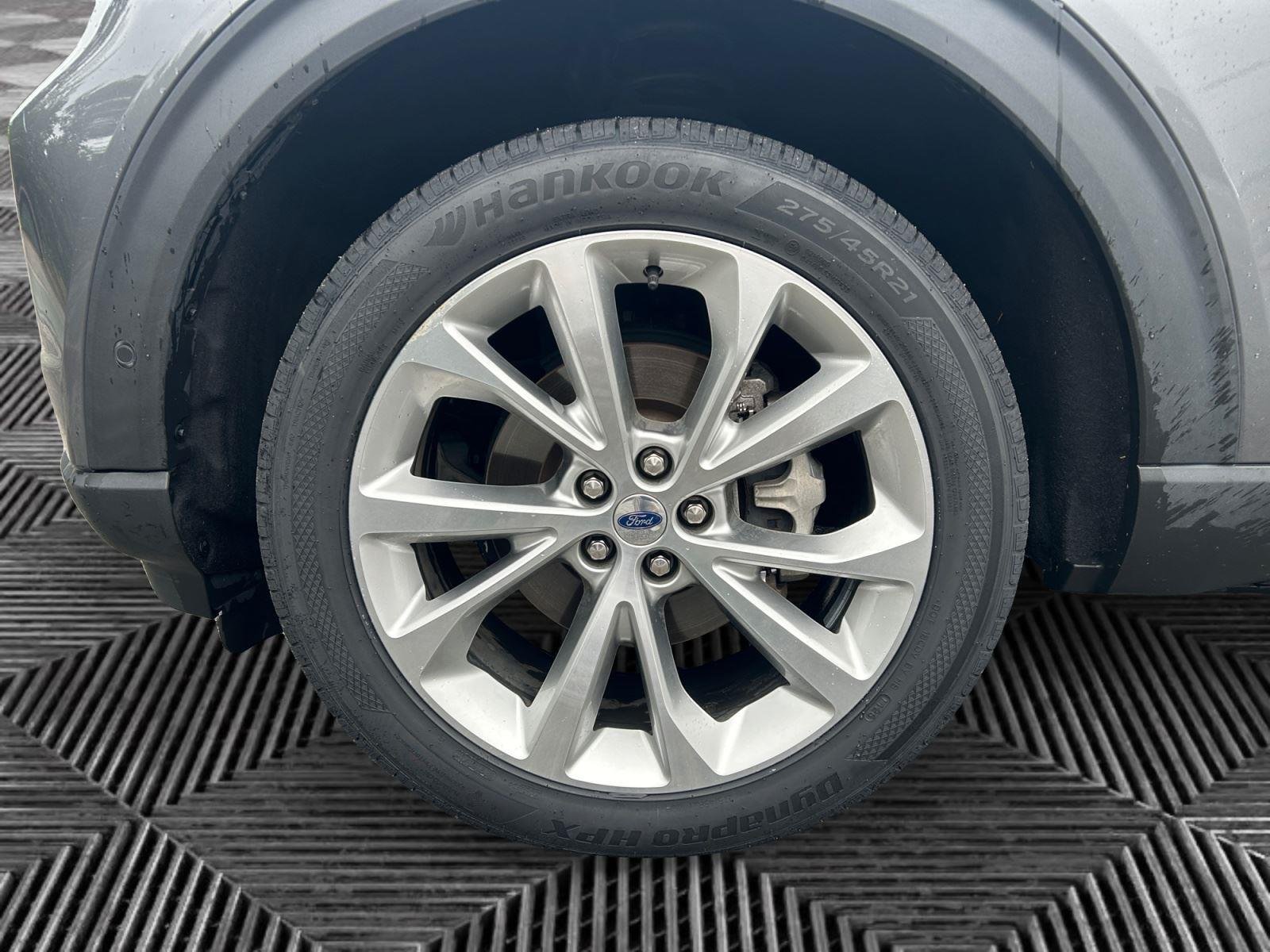 Used 2022 Carbonized Gray Ford Platinum image 14