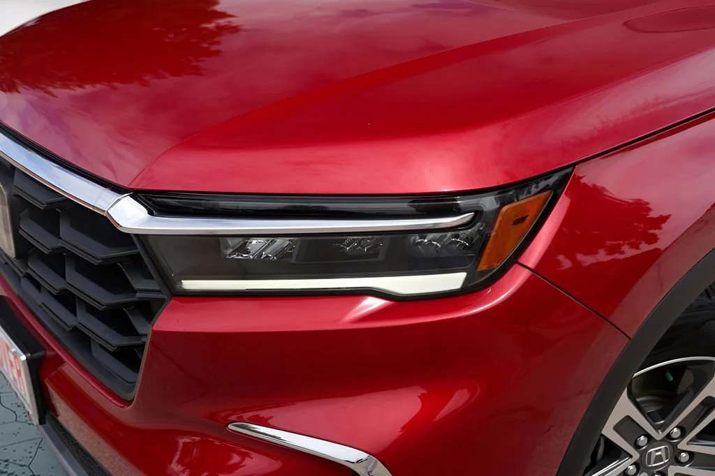 Used 2024 Red Honda EX-L image 3