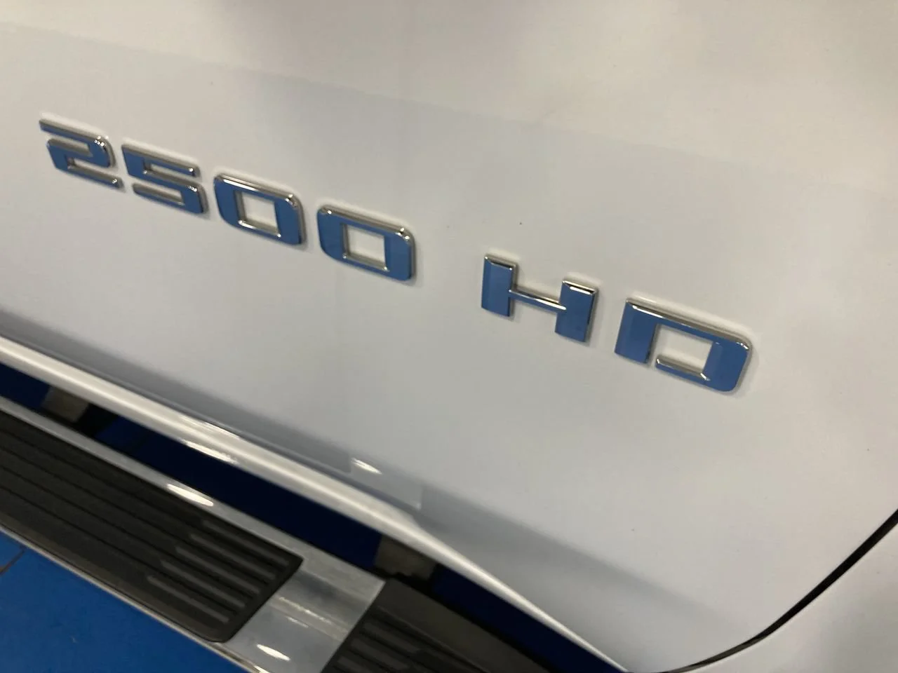 Used 2021 Summit White Chevrolet LTZ image 11