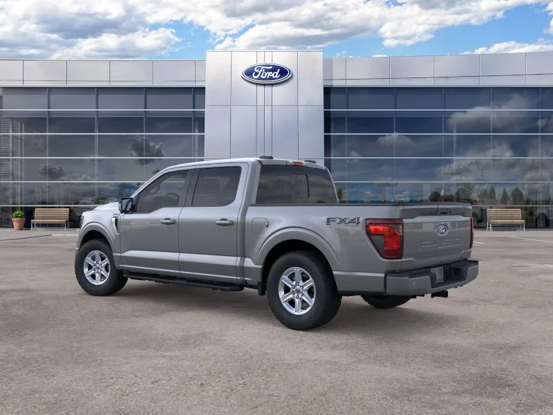 New 2026 Carbonized Gray Metallic Ford XLT image 4