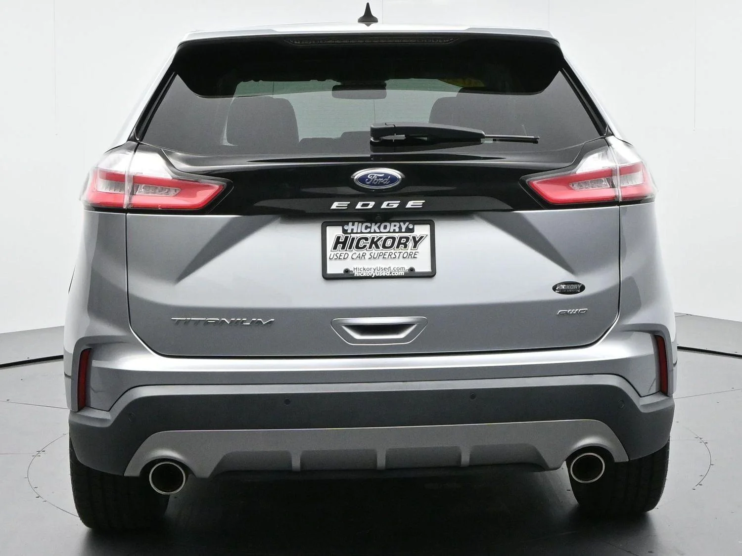 Used 2022 Iconic Silver Ford Titanium image 6