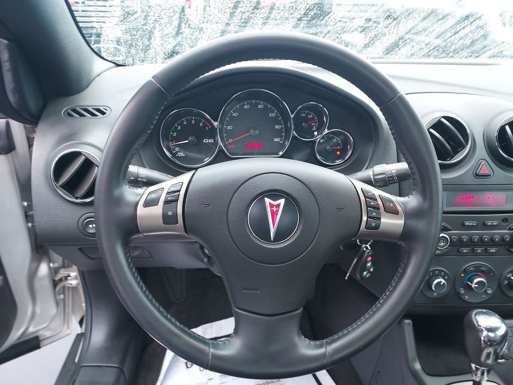 Used 2008 Silver Pontiac GT image 20
