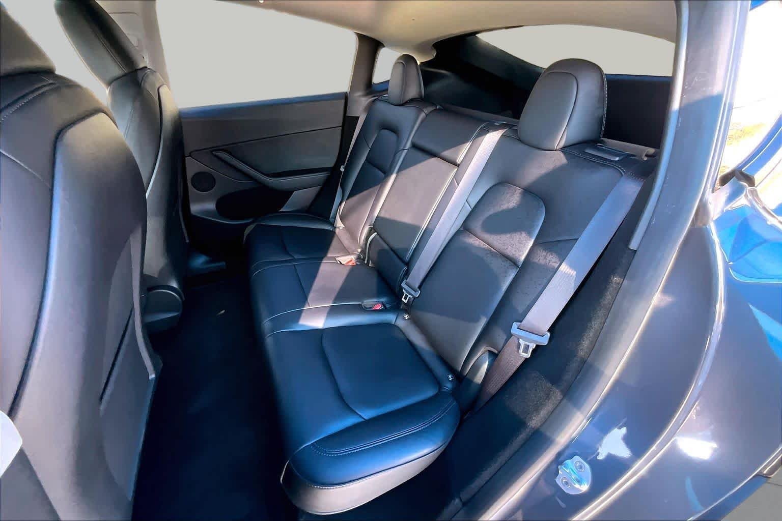 Used 2023 Midnight Silver Metallic Tesla Long Range image 19