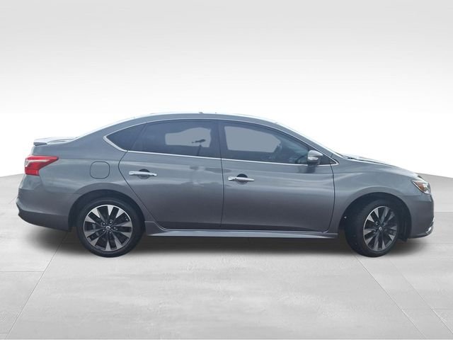 Used 2019 Gray Nissan SR image 8